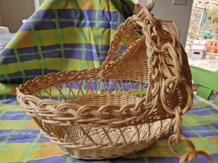 Photo of free Hanging wicker basket (Hindhead, Surrey) #4