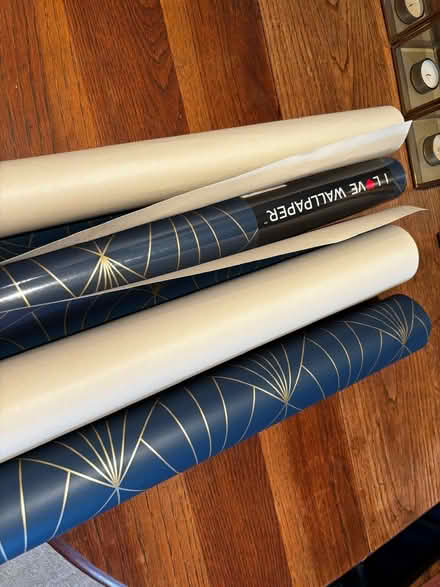 Photo of free Art deco style navy blue and gold wallpaper (West Norwood SE21) #4