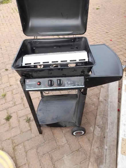 Photo of free Gas barbecue new but missing grill rack (Cuffley EN6) #1