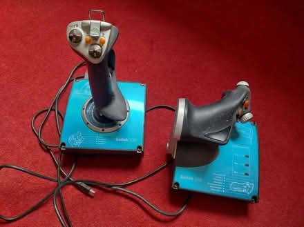 Photo of free Saitek X45 USB Flight Joystick/Throttle for PC (Rawdon LS19) #1