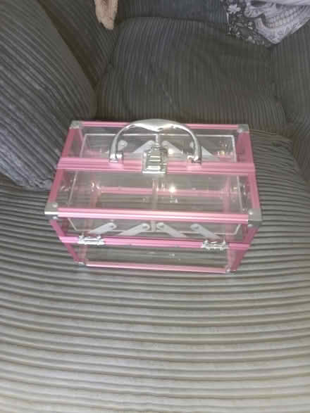 Photo of free Vanity box (SS15) #1