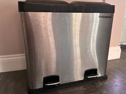 Photo of free Double pedal bin (Purley) #1