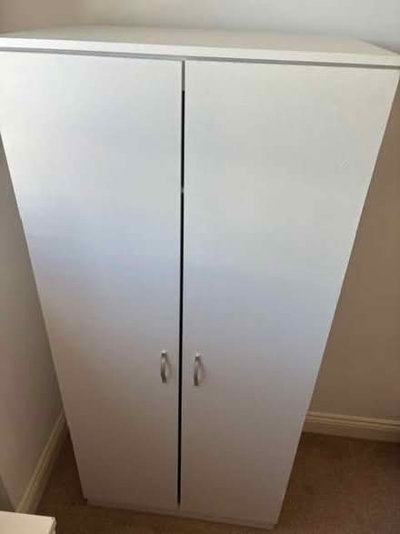 Photo of free Small white double wardrobe (Crystal Palace SE19) #1