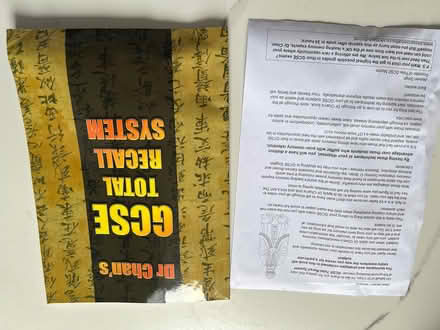 Photo of free GCSE Total Recall System help book (Pinkneys Green SL6) #2