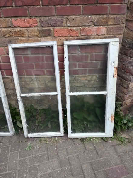 Photo of free Six sash windows (Hoddesdon, EN11) #4