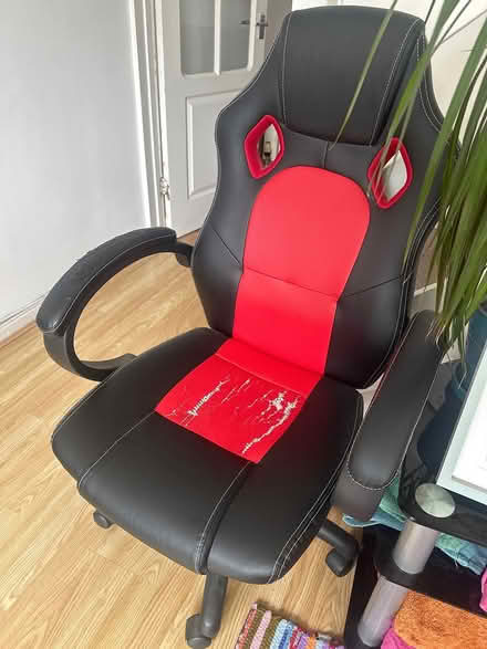 Photo of free Gaming/office chair (Cardiff CF23) #1