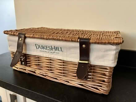 Photo of free presentation basket (Roehampton Lane SW15) #1