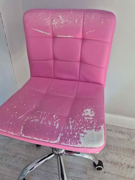 Photo of free Pink Desk Chair (Chalfont St Peter SL9) #3