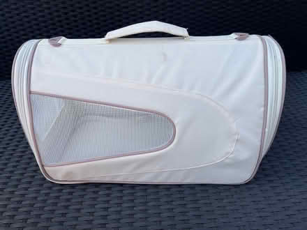 Photo of free Soft case cat carrier (Pinkneys Green SL6) #3