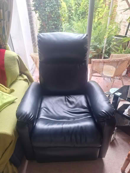 Photo of free Black reclining chair (Teddington TW11) #1