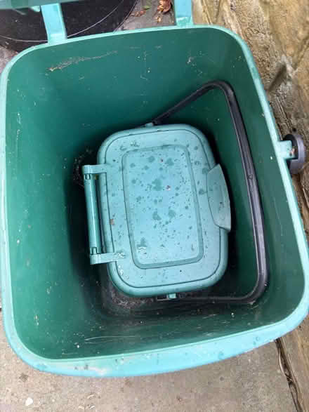 Photo of free Food recycling bins (Mortlake SW13) #2