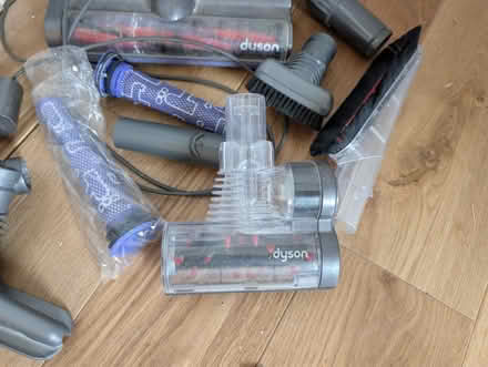 Photo of free Dyson Handheld Vacuum Cleaner (Banwell BS29) #4