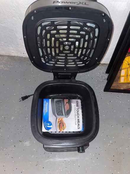 Photo of free Air fryer (Nyack) #1
