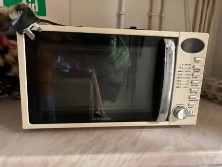 Photo of free Microwave - working but rusty inside (Belmont TN35) #1