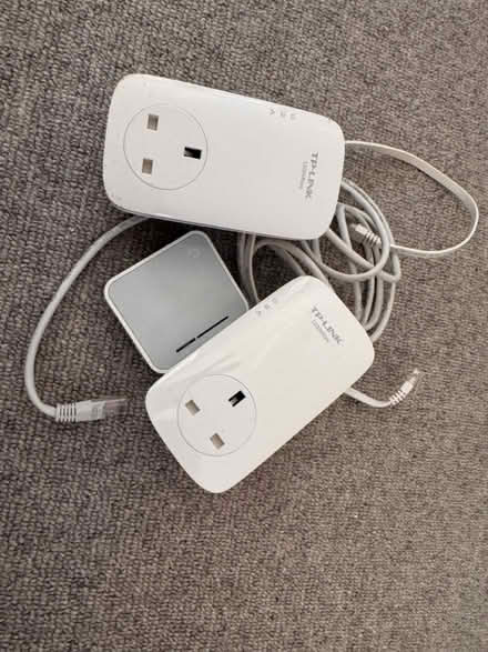 Photo of free ethernet-WiFi convertor kit (E17) #1