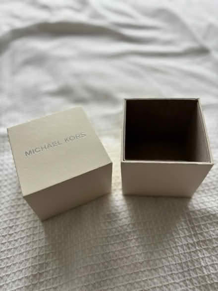 Photo of free Michael Kors Box (Bs15 4ub) #3