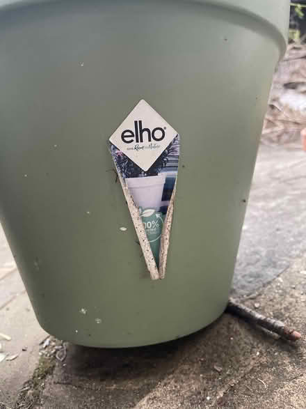 Photo of free Gardening pots and trays (Greenwich SE10) #2