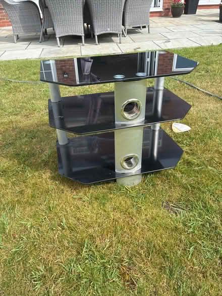 Photo of free TV stand (YO7) #2