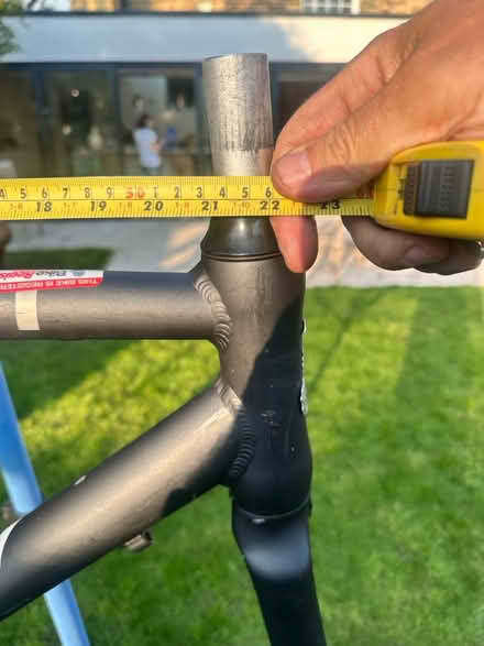 Photo of free Raleigh Strada 8 frame (Tower Hamlets, E3) #3