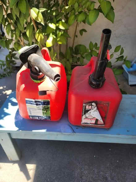 Photo of free Gas cans (Modesto) #1