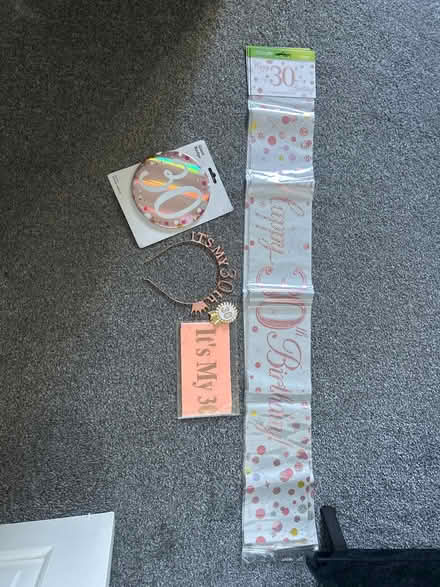 Photo of free 30th badges, banners, sash & band (DA2) #1