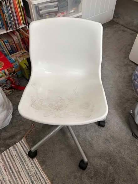 Photo of free ikea study chair (Gateford S81) #1