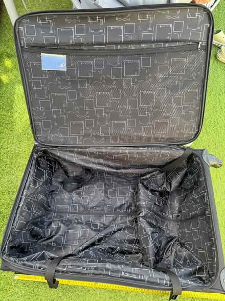 Photo of free Large suitcase - 70cm (DA12) #3