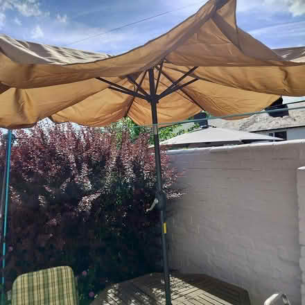 Photo of free NEW but FAULTY parasol (Stapleford Nottingham NG9) #2