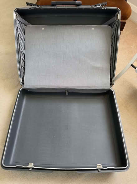 Photo of free Samsonite Hard Shell Suitcases (Little Bookham KT23) #1