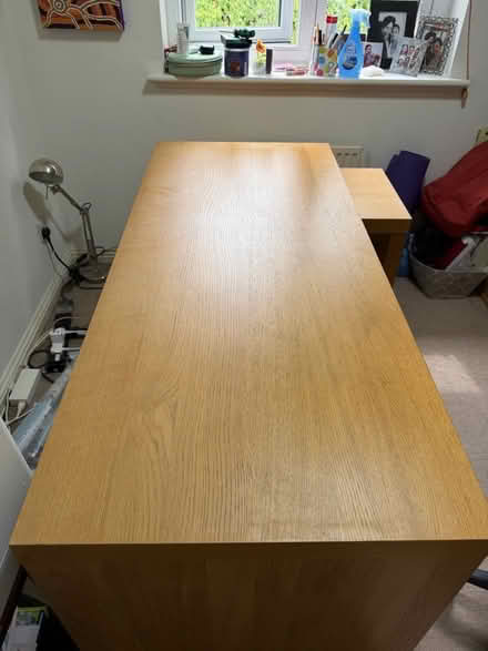 Photo of free Desk. Great condition (The Maltings LS26) #1