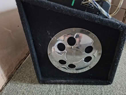 Photo of free Car stereo amplifier and subwoofer (HP21 Aylesbury) #2