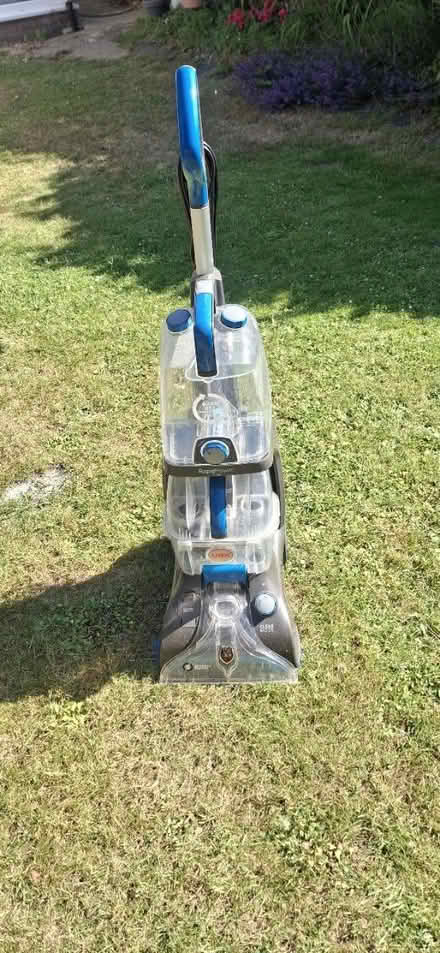 Photo of free Vax carpet cleaner (Isleworth TW7) #1