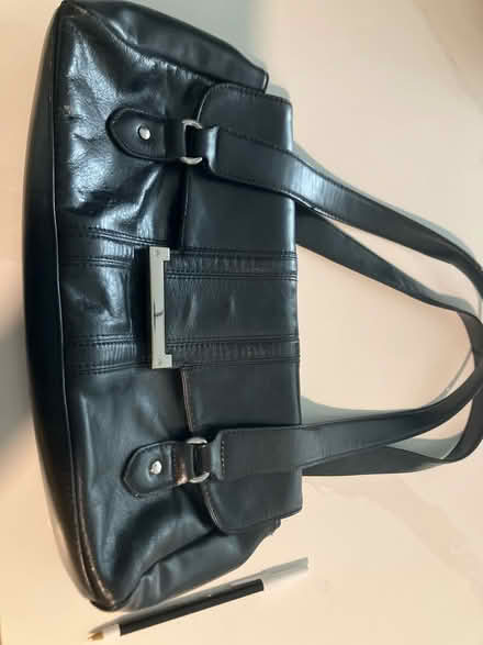 Photo of free Black purse (14th & Euclid) #1
