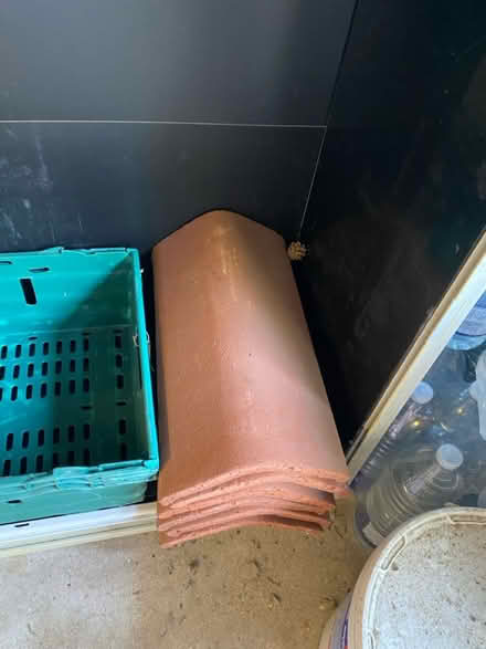 Photo of free Roof tiles (Tunbridge Wells) #1