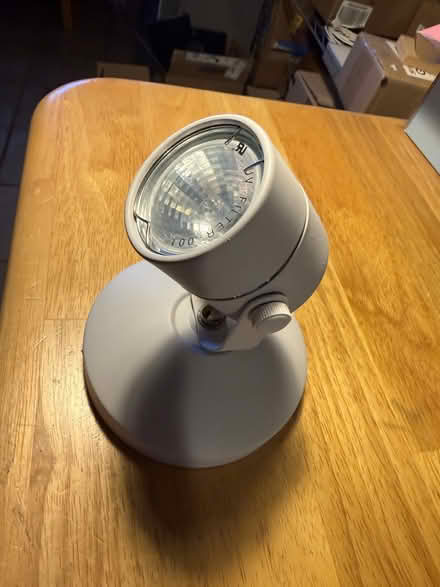 Photo of free Halogen light fixture (Los Ranchos) #1