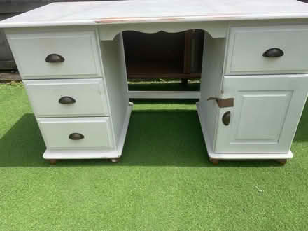 Photo of free Desk/dresser (East Twerton BA2) #1