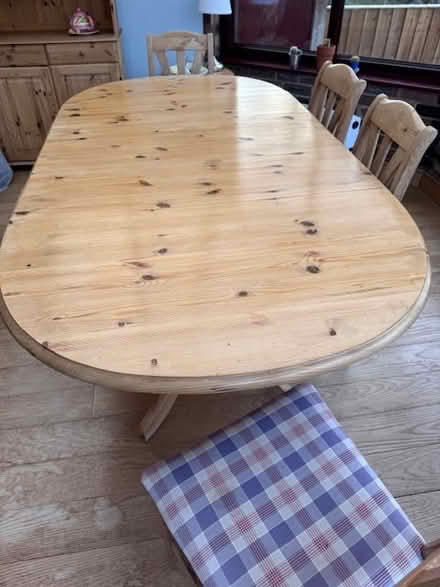Photo of free table & 6 chairs (Liverpool 14) #1