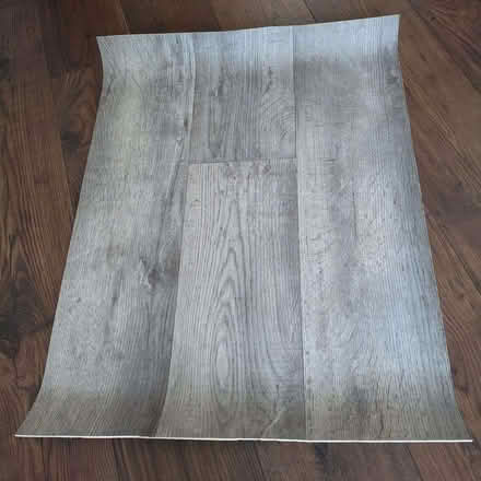 Photo of free Vinyl flooring offcuts 76x101 and 78x60 cm (Great Moor SK2) #1