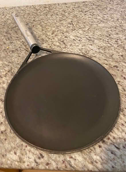 Photo of free Flat non-stick Grilling plate (Deptford SE8) #1