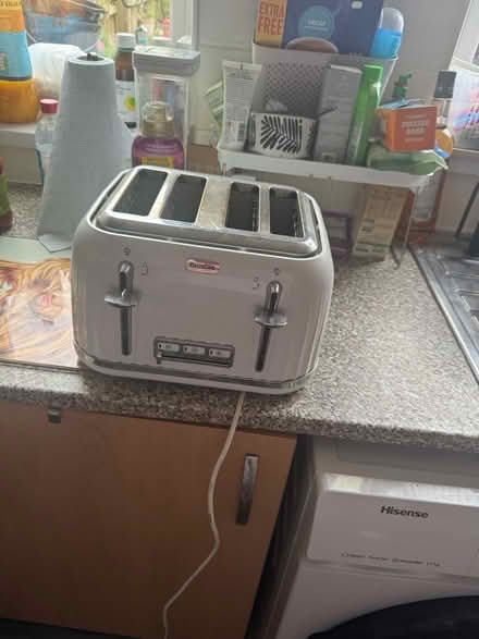 Photo of free White toaster (Bishop Auckland DL14) #3