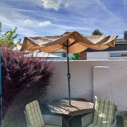 Photo of free NEW but FAULTY parasol (Stapleford Nottingham NG9) #3