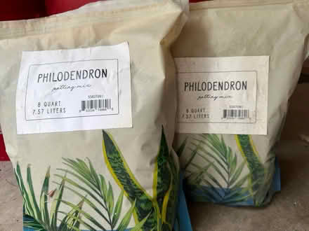 Photo of free Potting soil: Partial bags (Chesterbrook Rd & N Albemarle) #3