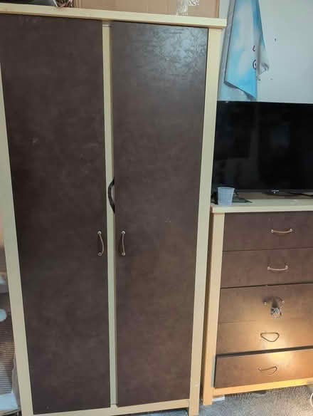 Photo of free 2 wardrobes & drawers (Port Glasgow) #1