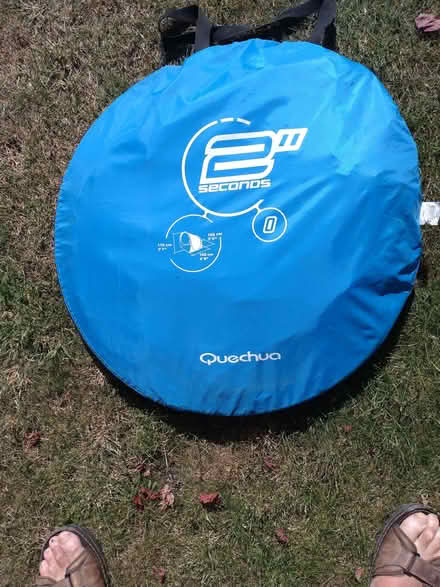 Photo of free Quechua 2 second pop up shelter (Wootton OX1) #1