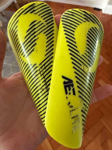 Photo of free Small kids shin pads (Sydenham) #1