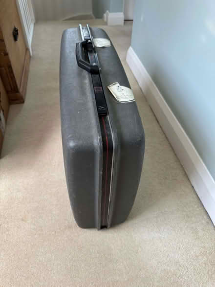 Photo of free Samsonite Hard Shell Suitcases (Little Bookham KT23) #4