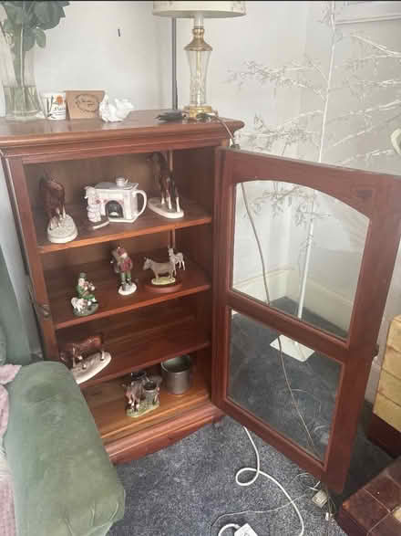 Photo of free Cabinet glass oak (DA11) #3