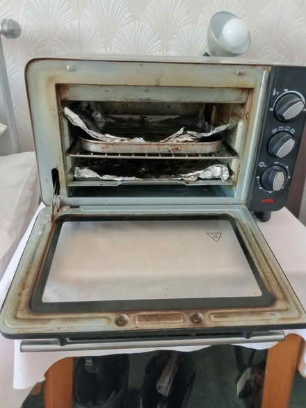 Photo of free Table top electric mini cooker (Broadstairs Kent) #1