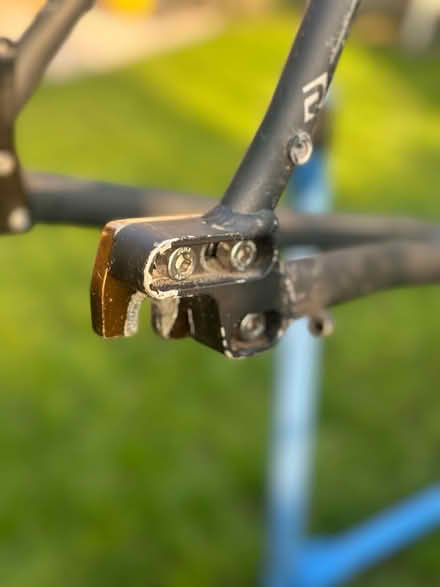 Photo of free Raleigh Strada 8 frame (Tower Hamlets, E3) #4