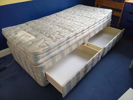 Photo of free Single divan bed (Stourport, Worcs, DY13) #2
